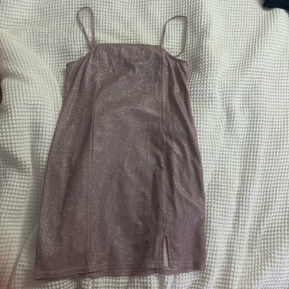 H&M Divided Shimmering Light Pink Top
